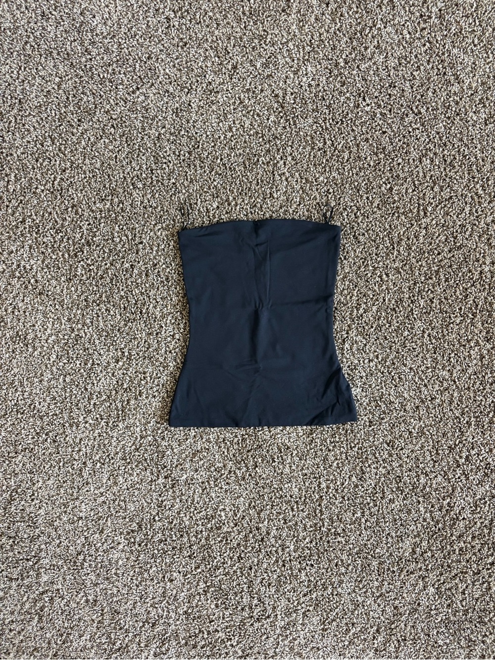 Aritzia Original Contour Hip Tube Top in black, size small - Picture 5 of 5